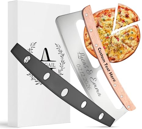UIDMEN Cortador de pizza personalizado con cubierta protectora, cortador de pizza personalizado con texto grabado, cortadores de cuchillos de pizza de 14 pulgadas para herramienta de cocina