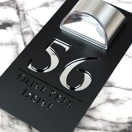 Placa solar personalizada con número de casa, placa acrílica cortada con láser, luz LED solar personalizada, para exteriores, dirección, nombre de calle, placas de puerta (blanco (texto negro), 20 x