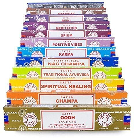 Satya Räucherstäbchen-Set, 12 x 15 g, beinhaltet: Nag, Super Hit, Oodh, Positive Vibes, Namaste, Champa, Opium, Reiki, Spirituelle Heilung, Karma, traditionelles Ayurveda und Meditation