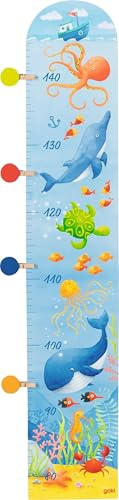 goki 60665 - Messlatte Herr Wal und das Meer aus Holz, 90-140cm für Kinder inkl. 4 bunten Klammern, Meeresmotive und Ozeantiere – Wachstumsmesser, 5er Set, ab 1 Jahr