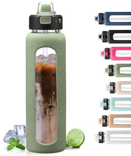BLUEGO 900ML Bouteille d'eau en Verre avec Poignée et Paille Bouteille d'hydratation avec Manchon en Silicone et Marquage du Temps Gourde de Motivation pour Gym Sport Extérieur Anti-fuite, Olive