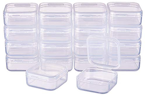 BENECREAT 18 Pack contenitori di plastica Trasparente per contenitori con Coperchio Pieghevole per Articoli, Pillole, Erbe, Perline, Gioielli Manualità e Altri Piccoli Oggetti 3,7x3,7x1,8 cm