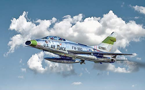 Italeri 510001398 1:72 F-100F Super Sabre, 199mm length