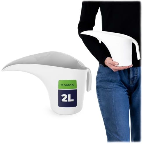 KADAX Gießkanne 2 Liter, kleine Blumengießkanne aus Kunststoff für Zimmerpflanzen, Moderne Giesskanne mit ergonomischem Griff und langem Ausguss (Weiß)
