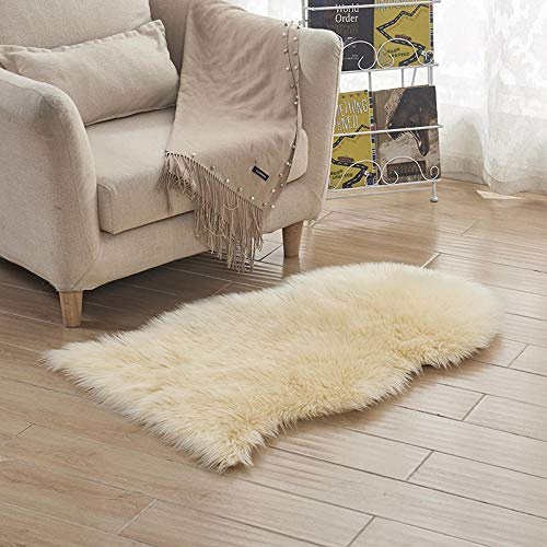 WIONE Spitzenqualität Lammfellimitat Teppich, Lammfellimitat Teppich Longhair Fell Optik Nachahmung Wolle Bettvorleger Sofa Matte Hellgelb 60 * 90cm