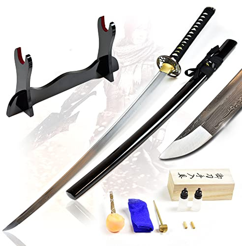 Swords and more Akito, handgeschmiedet & gefaltet, Set – Samurai Schwerter echt scharf mit Schwertpflegeset, Carbon Stahl Katana Schwert 102 cm – Samurai Schwert für Tameshigiri, schwarz