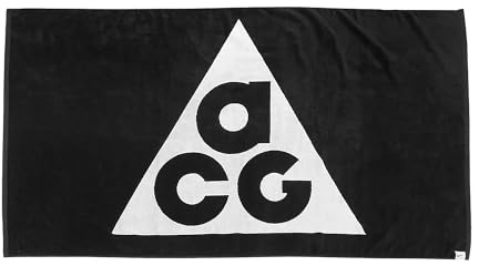 Nike Towel ACG Handtuch in der Farbe Black/Summit White, aus 100% Baumwolle, Größe ca. 80x146 cm, N.100.8820.012.OS