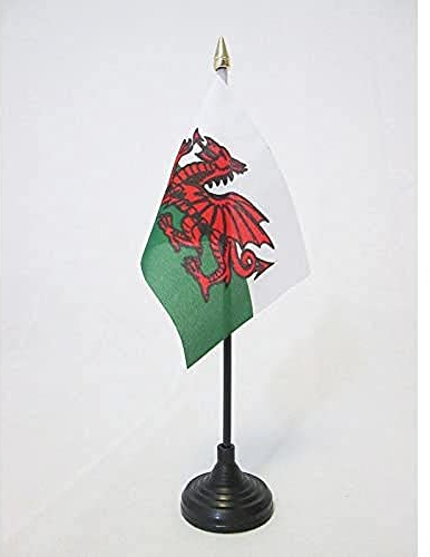 AZ FLAG - Wales Table Flag 4'' x 6'' - Welsh Mini Desk Flag 100% Polyester 15 x 10 cm - Office Mini Banner with 10'' Pole - Golden Spear