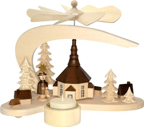 Ratags Massivholzpyramide, Dorf Seiffen modern