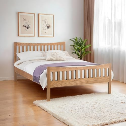 Julian Bowen Bergamo Bed, King, Slat Headboard, Solid Oak - W159 x D205cm | Traditional Kingsize Bed Frame, 150cm/5ft, No Box Spring Needed, Solid Wood, Vertical Slat Headboard & Footboard