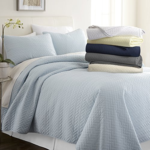 Linen Market 3 Piece Pale Blue Quilt California King Size Bed Set - A Lightweight Bedspread & Machine Washable Quilts - Includes Quilted Coverlet and Two Pillow Shams - Perfect Bedding Quilts