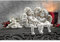 Design Toscano SH380151 Ange assis sur une étagère Sculpture de conclave chérubins Argent 14 x 45,5 x 30,5 cm