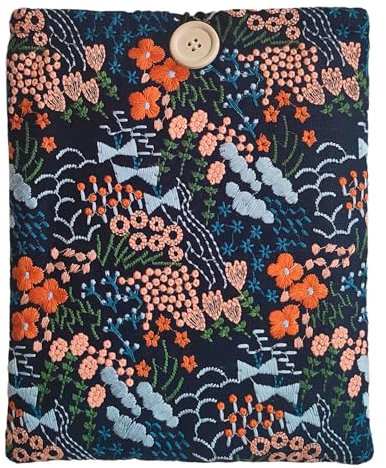 Zosiana Designs Buchhülle aus Segeltuch mit Blumenstickerei, eleganter Bucheinband, gepolsterter Schutz für Taschenbücher und Hardcover, ideal für Buchliebhaber, Holzknopf (Wiese, Blau, groß)