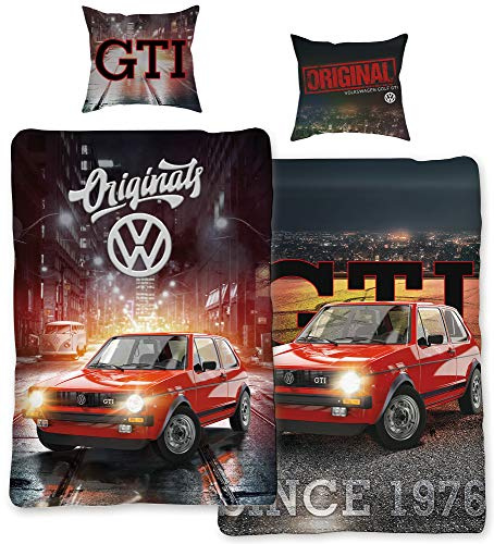 BERONAGE VW Volkswagen Golf Bettwäsche GTI Rot Grau 135 x 200 cm + 80 x 80 cm Oldtimer 100% Baumwolle in Biber-Flanell-Qualität Race Wörthsee Auto-Car 2 Motive Wendebettwäsche Reißverschluss 088