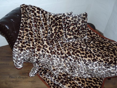 Natur-Fell-Shop 3tlg. Set Kuscheldecke Tagesdecke Leopard-Design 160x200cm + 2 Kissen 40x40cm
