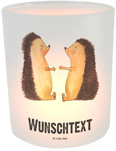 Mr. & Mrs. Panda Personalisiertes Windlicht Igel Liebe - Personalisierte Geschenke, Windlichter mit Namen, Windglas, Windlichtgläser, Partner, Hochzeitstag, Jahrestag, Teelichthalter, Freundin