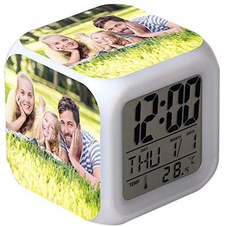 Sveglia personalizzata con foto, sveglia personalizzata con immagini, sveglia a 7 colori con luce notturna Orologio a luce LED Sveglia digitale Cubo Orologio da comodino Desk Decor Regali