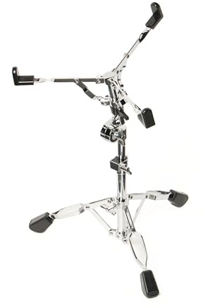 Fame SDS7000 Snare-Ständer, Doppelstrebig, Verchromt, Stufenlos Einstellbare Korbgröße, Faltbares Design, Griffige Einstellschraube, Massive Hartgummi Standfüße, Neigungswinkel Einstellbar, Gummierte