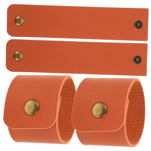 PHENOFICE Schlichter Eleganter Tischtücherhalter 4 Serviettenringe Aus Leder Weihnachtsmützen-Design Für Das Abendessen
