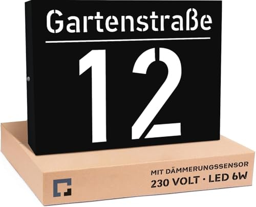 PRINTIMA Hausnummer Beleuchtet LED mit Dämmerungssensor 40x30 cm Schwarz mit Gravur, 6W A++, 230V, wasserdicht, modernes Design, robust & stilvoll