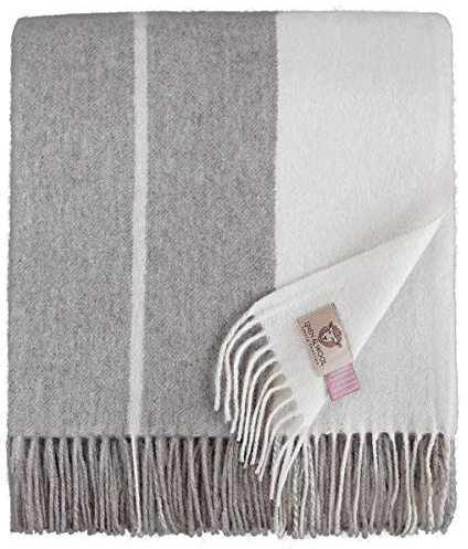 Linen & Cotton Flauschige, Anschmiegsame und Warme Decke Wolldecke Merino Wohndecke Gestreift Anna mit Fransen - 100% Weicher Merinowolle, Grau/Creme (140 x 200 cm) (Dunkelgrau/Milch-weiß)