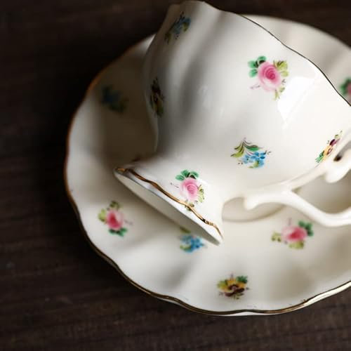 VIXDA Soucoupe Tasse à café Rose en céramique crémeuse Bord doré/Soucoupe Tasse à thé rétro après-midi Tasse à café Tasse ࠠ thé Service ࠠ café Turc
