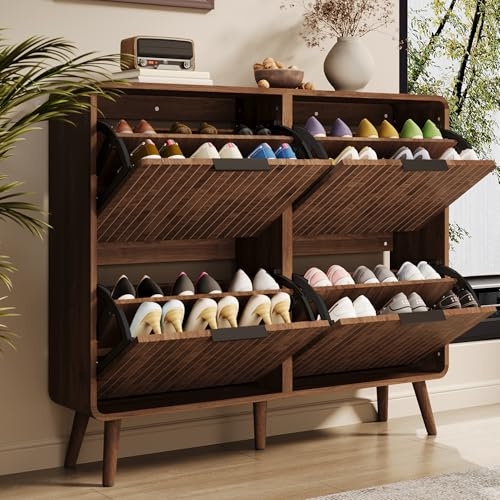 Calivra Schuhschrank schmal 105 x 24 x 90 cm, schmaler Schuhkipper mit 4 Klapptüren für 18-24 Paar Schuhe, skandinavischer Flurschrank mit Massivholzbeinen, Nussbaum