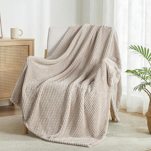 Exclusivo Mezcla Fleece Throw Blanket Extra Large, Super Soft and Warm Blankets for Couch, Sofa and Bed Waffle Textured, Cozy, Fuzzy and Lightweight, Camel, 127x178 CM
