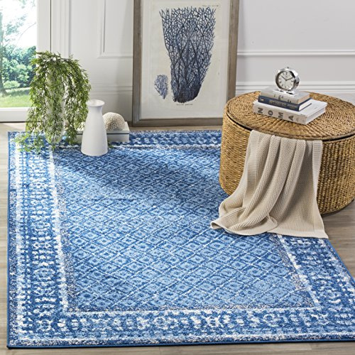 SAFAVIEH Zeitgenössische Teppich für Wohnzimmer, Esszimmer, Schlafzimmer - Adirondack Collection, Kurzer Flor, Hellblau und Dunkelblau, 155 X 229 cm