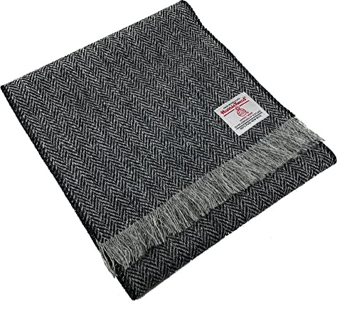 Scott & MacKenzie Harris Tweed Schal mit Fischgrätenmuster, Schwarz