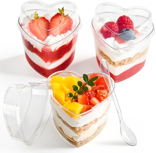 Qeirudu 50 Pack 5 oz Heart Shaped Dessert Cups with Lids and Spoons, Mini Plastic Parfait Cups Valentine's Day Shooter Cups for Appetizer Mousse Pudding