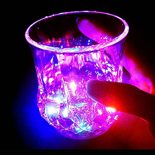 Glas Leuchtend Trinkbecher Farbwechsel Wasserglas Flüssigsensor Trinkglas mit Licht Cocktailglas Ananas Wasserbecher Beleuchtet Plastik Kristallglas Whisky Wein Barglas Party (Transparent 1 Stück)