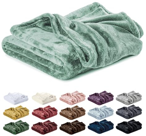 Lavea® Kuscheldecke 150x200 cm - Eukalyptus | Mikrofaser – Flauschige Fleecedecke für Sofa und Bett, weiche Decke, pflegeleicht, Sofadecke, Tagesdecke oder Wolldecke