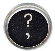 Miniblings Schreibmaschinentaste Brosche Pin Anstecker Fragezeichen schwarz | Für Revers, Jacke oder Tasche, aus Berlin, ein Mitbringsel mit Charakter