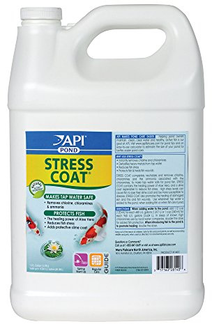 API POND STRESS COAT (1 Gallon) Pond Water Conditioner - Quickly Makes Tap Water Safe for Fish & Plants - Up to 15360 Gallons - Removes Chlorine, Ammonia & More - Natural Aloe Vera