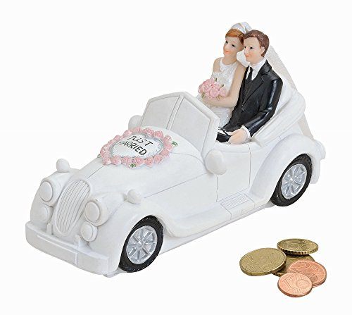 Spardose Brautpaar im Hochzeitsauto | Schönes Sparschwein ideal als Hochzeits-Geschenk | Hochzeits-Deko & Verzierung | „Just Married“ Spruch-Spardose | Sammel-Sparbüchse für Flitterwochen & Hochzeit