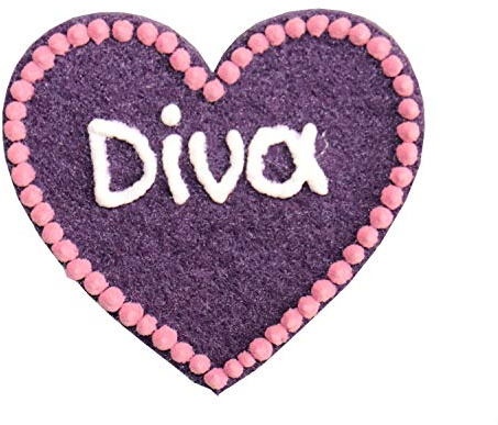 Anstecker Filzherz Diva für Junggesellinnenabschied Junggesellenabschied Heimatfest Dirndl Accessoires mit Namen - Namensschild Herz personalisiert Button Brosche Ansteckbutton Wunschbeschriftung