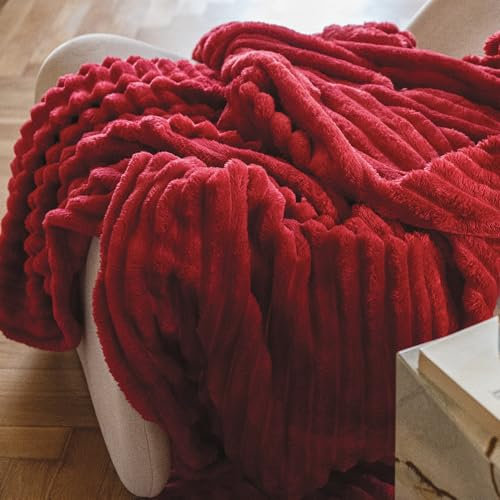 Comart - Plaid Jacquard - Coperta Effetto Pile - 200x220 cm - XL per Divano, Letto Singolo e Matrimoniale - Coperta Morbida - Caldo Plaid - Tutte le Stagioni - Lavabile in Lavatrice - Rosso