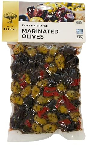Blikas Olive Greche Verdi e Kalamata con Origano e Peperoncino 2x250g | Mix di olive greche verdi e Kalamata con origano e peperoncino rosso. Confezione da 2 x 250 g.