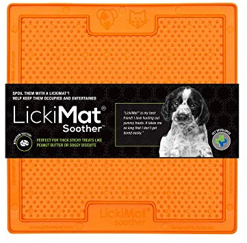 LickiMat Classic Soother Orange Hundefuttermatte
