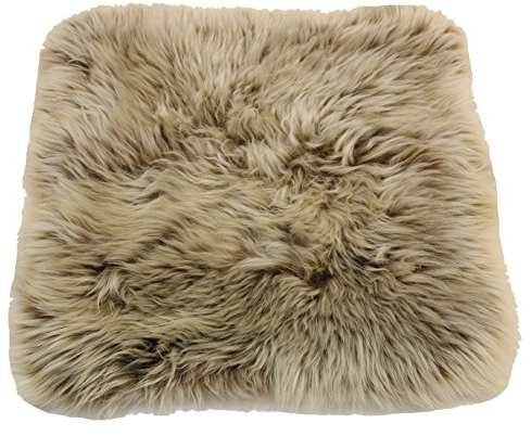 Reissner Lammfelle | DIANA-40-CAP aus | Sitzauflage | Echtes Schaffell | hochwollig | Seiten eingefasst | Rückseite mit Stoff abgefüttert | quadratisch | 40x40cm Cappuccino