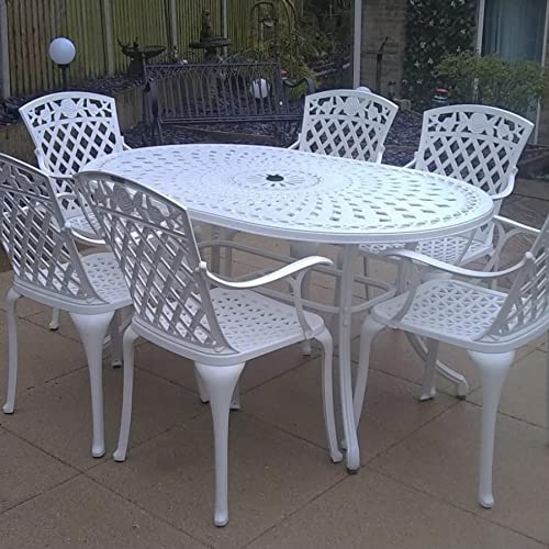 Lazy Susan Ovaler June Gartentisch in Weiß mit 6 Rose Stühlen mit grüne Sitzkissen | Sandgegossenes Aluminium | Wetterfest | Rostfrei | Wartungsarm | 3 Jahre Garantie