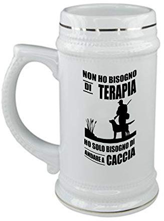 bubbleshirt Boccale da birra in ceramica Compleanno - non ho bisogno di terapia ho solo bisogno di andare a caccia - in ceramica - capienza 50 cl - idea regalo