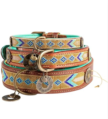 Dog with a Mission - Hundehalsband S | Türkis und Gold, geometrisches Perlenmuster | Boho, Ethno, Hippie | Mittelgroße Hunde | Handgemacht | Modisch und Bunt | Weiches Echtes Leder | 2,5 cm Breit