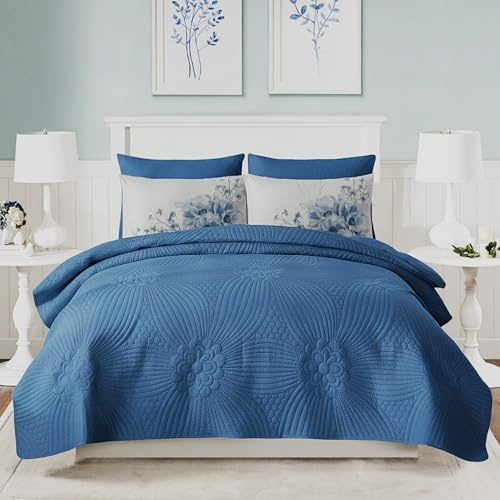 LIVUCEE Lightweight Quilt Set Blue Queen 3 Piece Cute Flowers Pattern Bedspread Coverlet 2 Pillow Shams Ultrasonic Pressed, Soft Brushed Microfiber Polyester, Easy Care Durable All Season