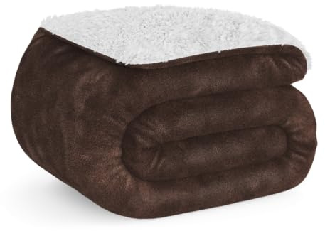 Don Descanso Manta Reversible Microvisón y Tejido Tipo Sherpa Mod. Newconfort, 150x200 cm. Sofá, Cama 90 o Sobrecama, Extrasuave, Cálida, Marrón Chocolate, Lavable a máquina, Resistente a Las Arrugas