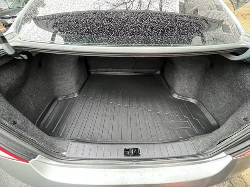 EACCESSORIES EA Floor Cargo Liner – Trunk Mat for Nissan Versa 2012–2019 – Weather – Resistant Trunk Mats for Cars with Raised Lip – Non-Slip Car Tray Pad Boot – Laser Pre-Cut Design