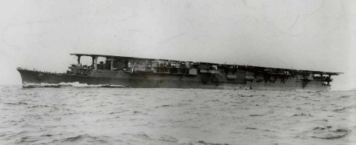 1942 Japan Series No.64 Navy Aircraft Carrier Ryuho Special 1/700 [Japan Imports] (japan import)