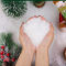 Yukiyi 50g Weihnachten Kunstschnee, Glitzernder Streuschnee, Fluffiger Schnee, Weiße Weiche Gefälschte Schnee für Party Feiertag Deko