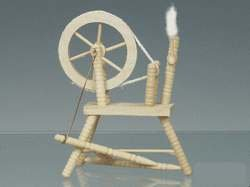 CREAL SàRL Puppenhaus Spinnrad Naturfarben unlackiert Puppenmöbel Miniatur 1:12